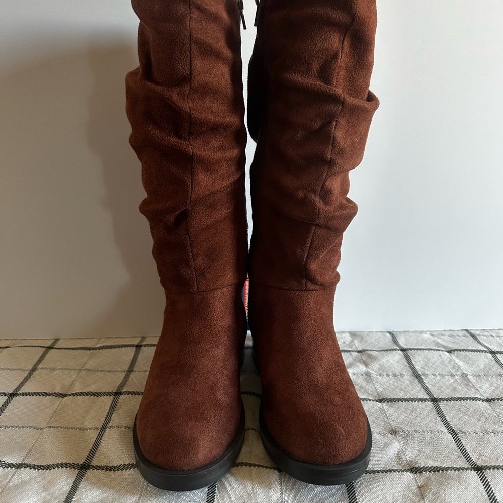 Brown Suede Knee-High Girl’s Boots - Classic Fall Style